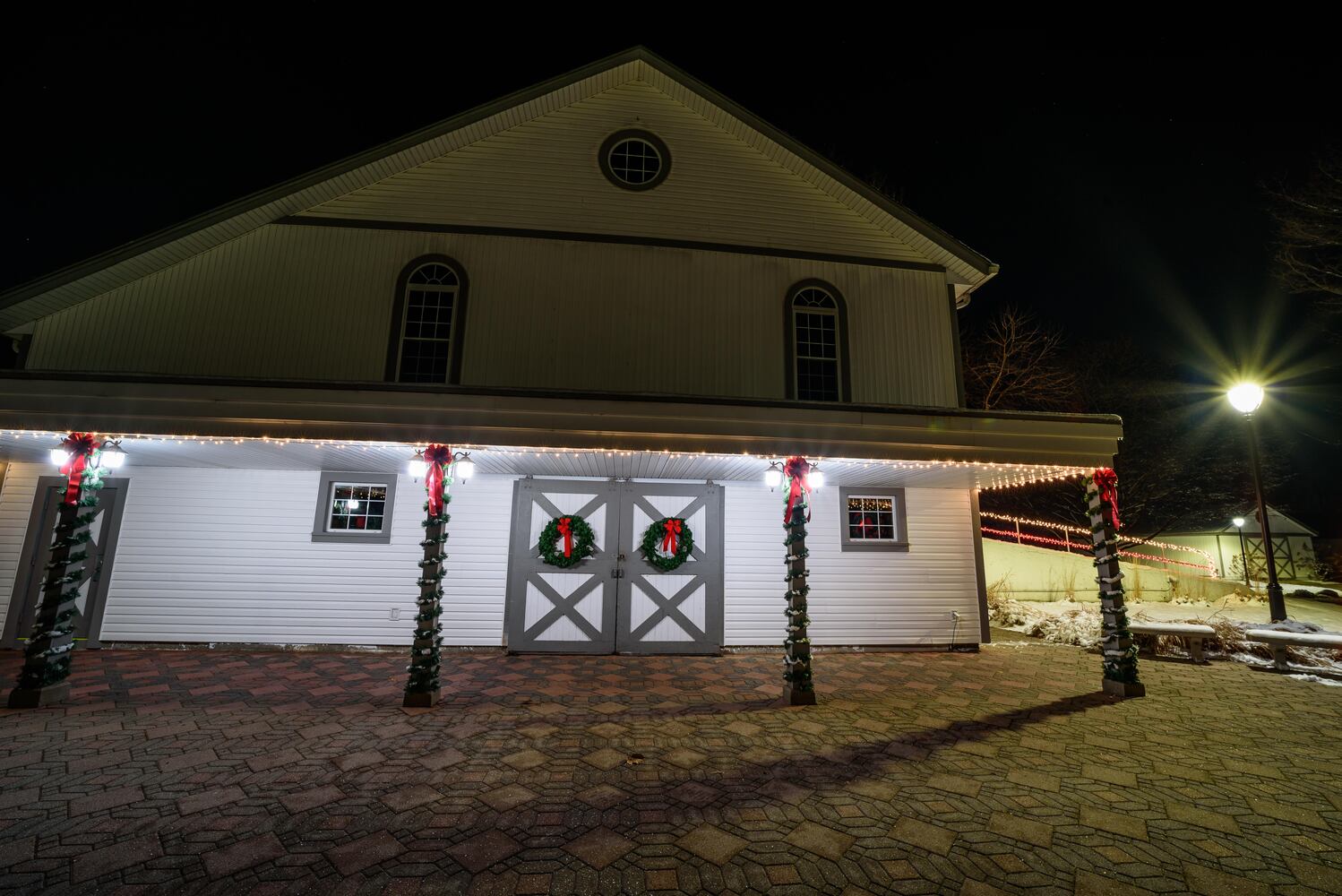 PHOTOS: Polen Farm light up for the holidays will take your breath away