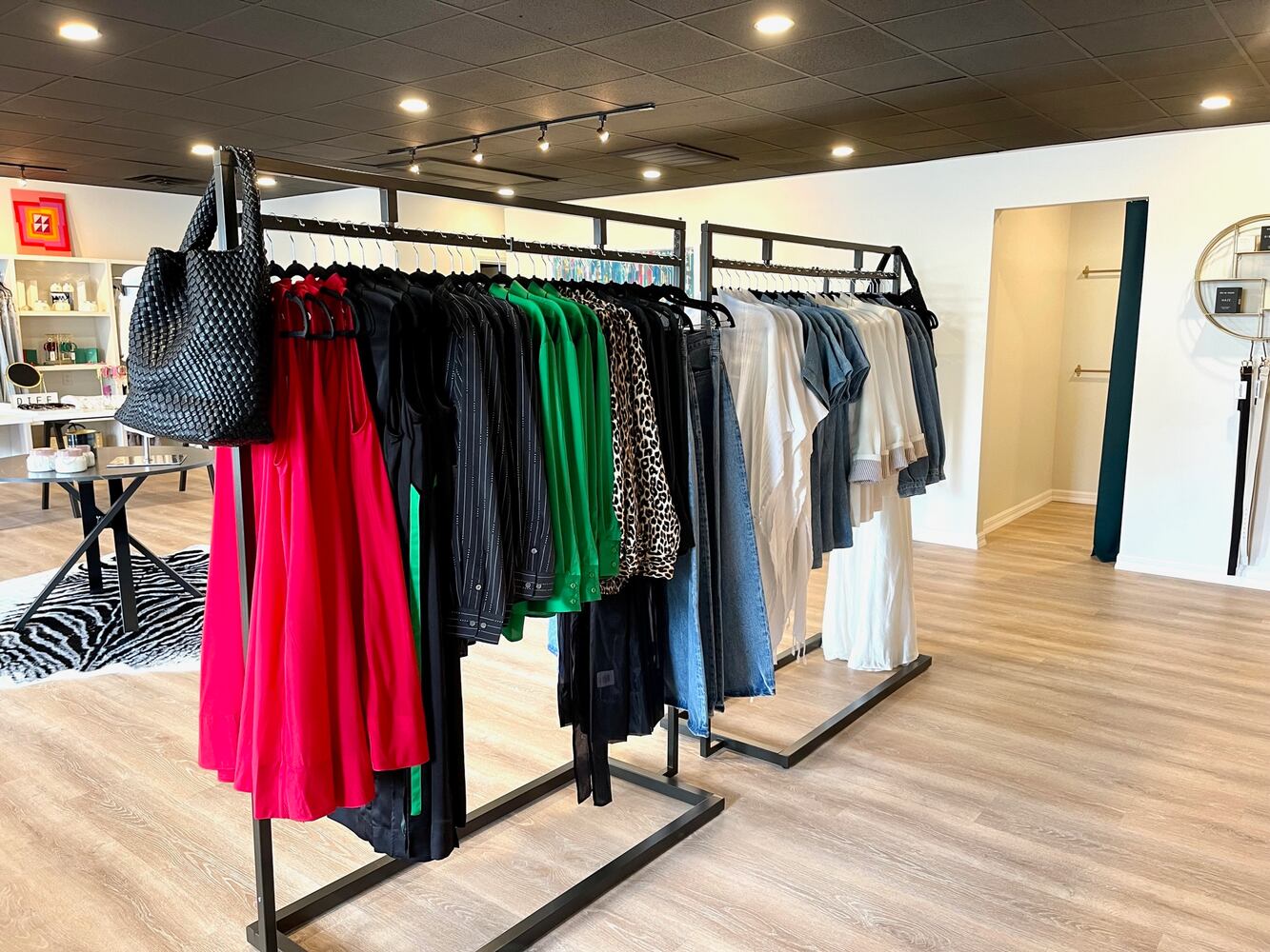New boutique opens in Washington Twp.