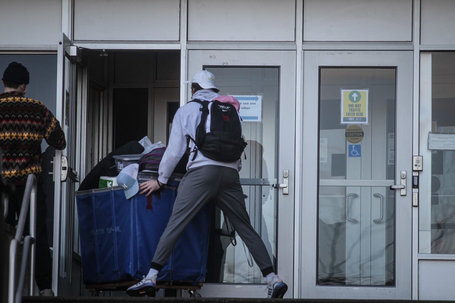 UD students return to school