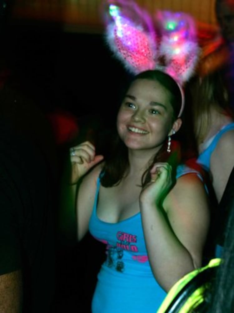 'Girls Gone Wild' visits area bar