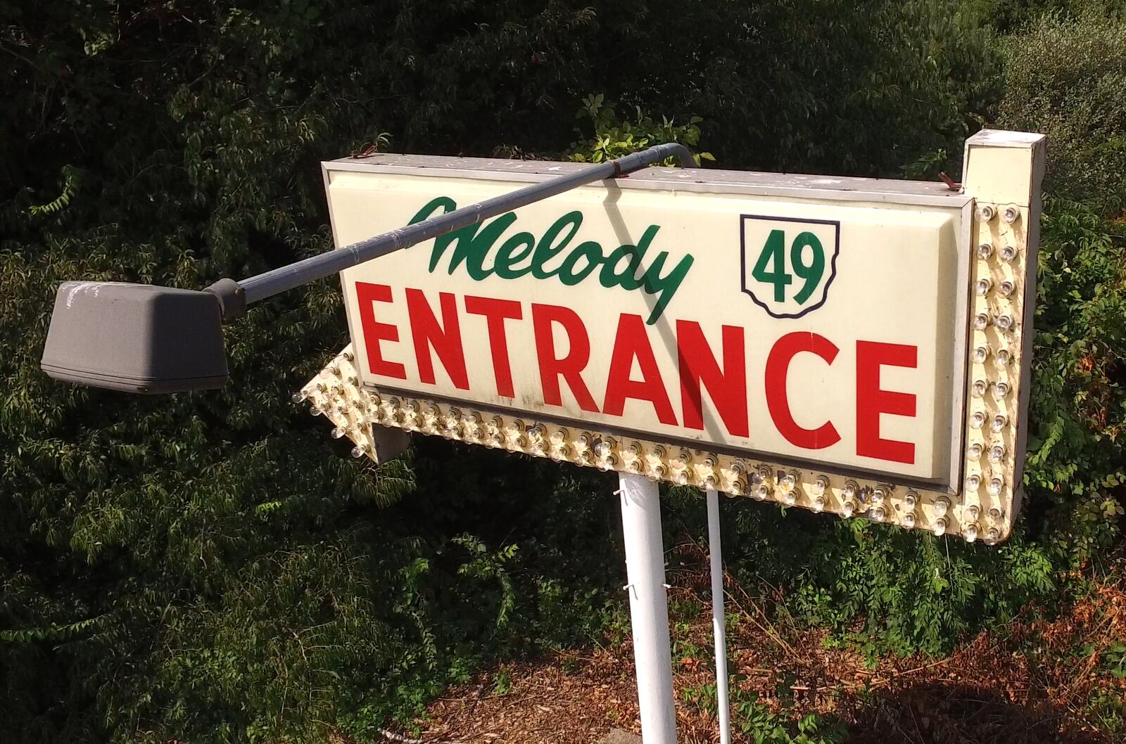 Melody 49 Drive In.  Brookville, Ohio.   TY GREENLEES / STAFF