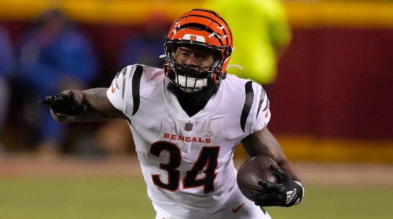 Cincinnati Bengals running back Samaje Perine runs against the Kansas City Chiefs during the second half of the NFL AFC Championship playoff football game, Sunday, Jan. 29, 2023, in Kansas City, Mo. (AP Photo/Jeff Roberson)