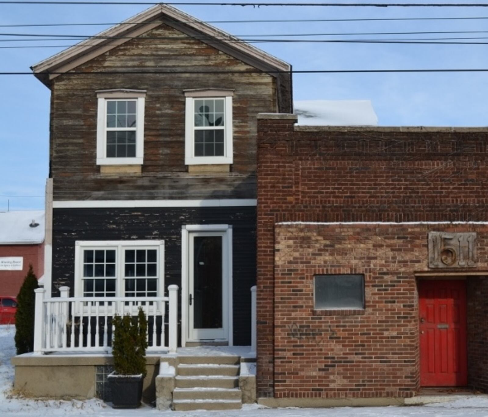 Plans call for the former residential property, left, at 1509 E. Fifth St., to open as St. Anne the Tart bakery, perhaps by the end of May. Bakery founder Megan Smith also has purchased the former commercial property at 1511 E. Fifth St. (right) but has not yet formulated plans for the property. SUBMITTED