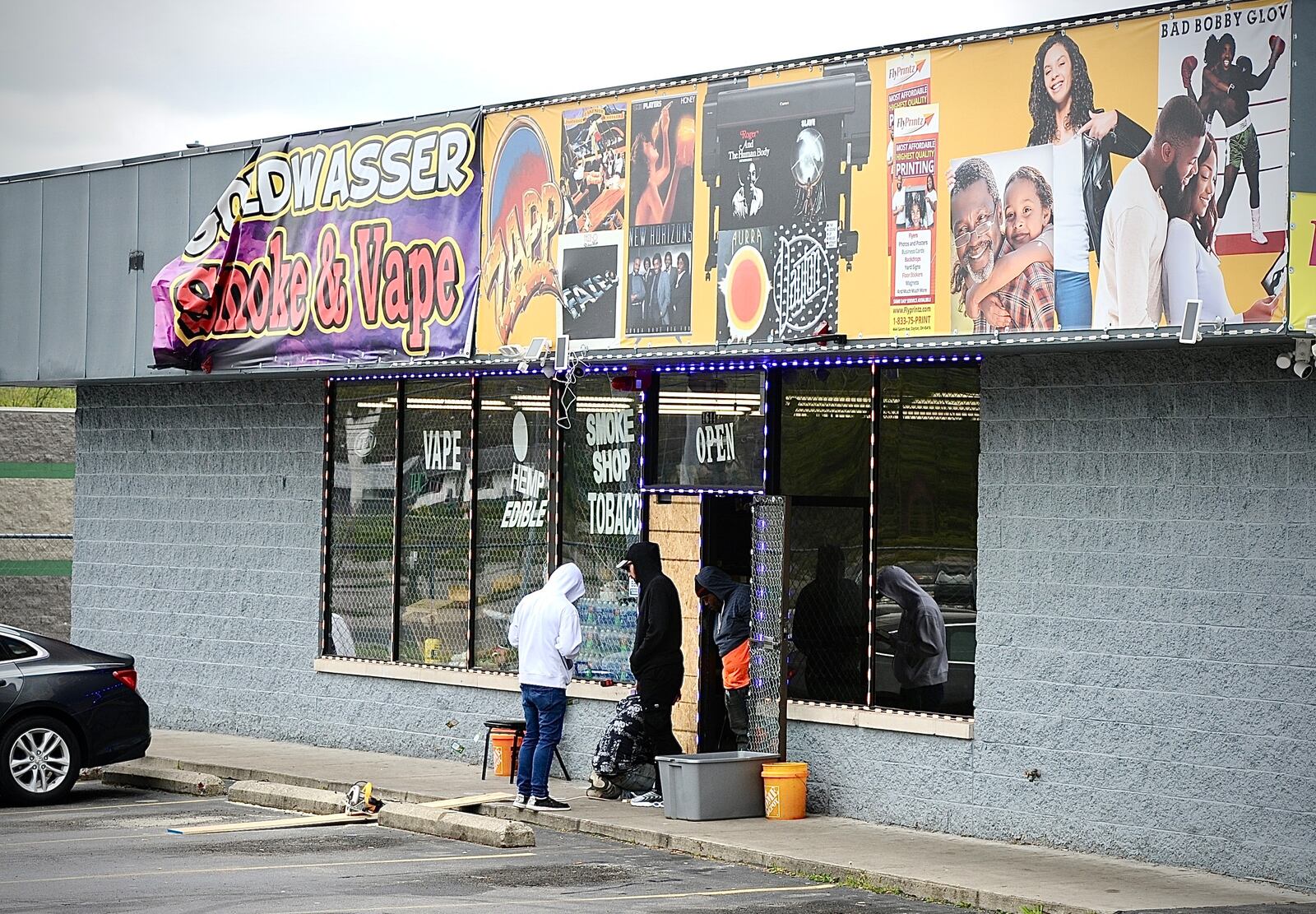 Trotwood police served a search warrant at Best Buds Depot on Salem Avenue on Wednesday, April 24, 2024, as part of an investigation into illegal marijuana sales. MARSHALL GORBY/STAFF