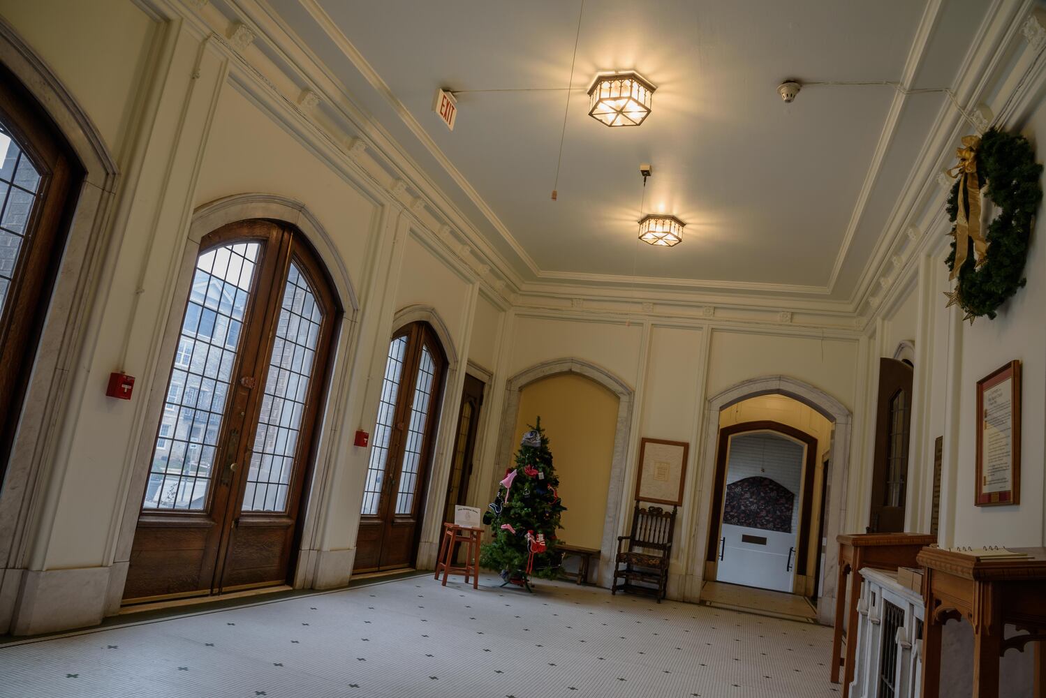PHOTOS: See Dayton’s First Baptist Church decked out for Christmas