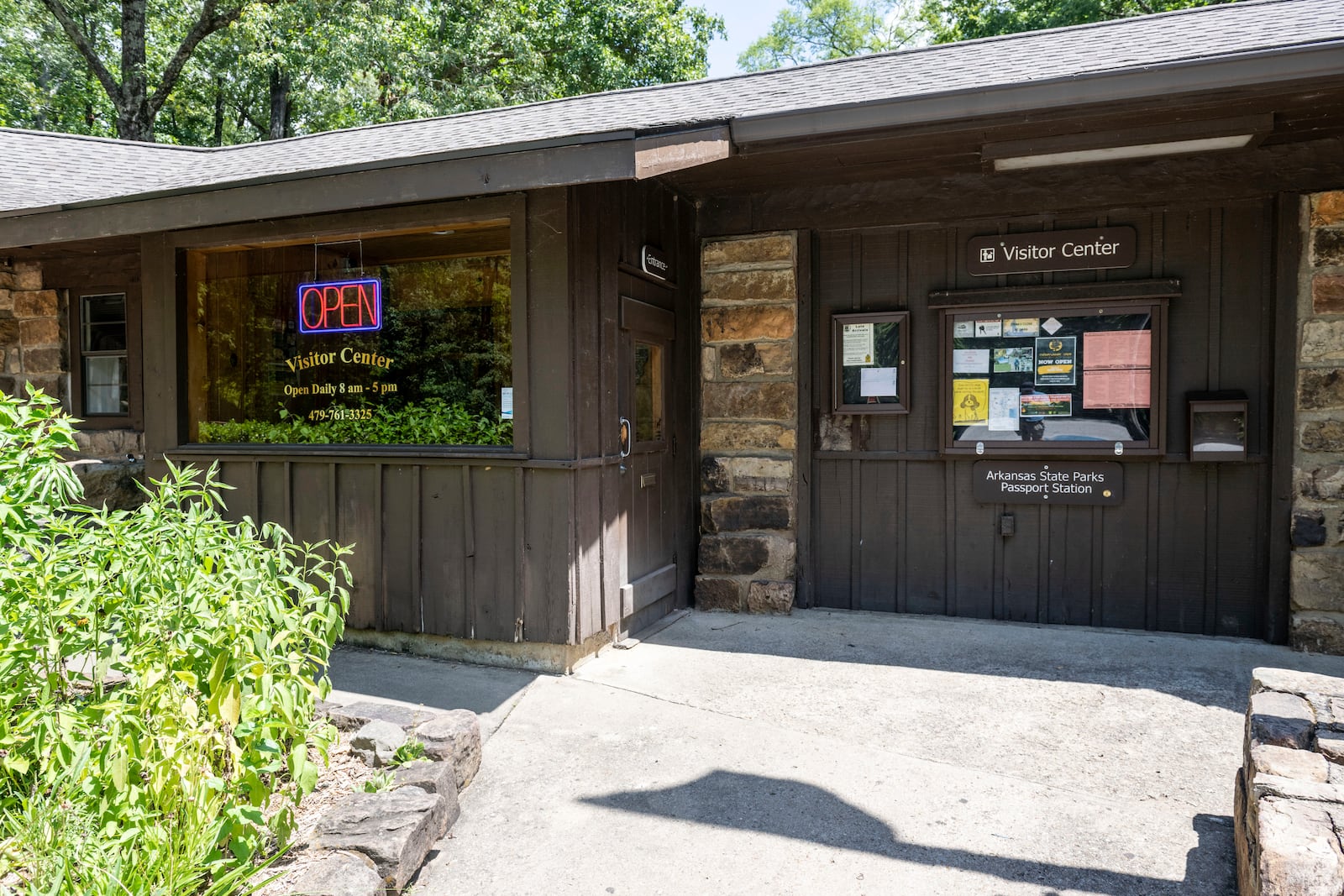 The visitors center at Devils Den State Park is open Monday, July 28, 2025, in West Fork, Ark. Police in Arkansas are searching for a suspect in the deaths of a couple who investigators said were attacked while on a wooded walking trail with their two young daughters. (AP Photo/Michael Woods)