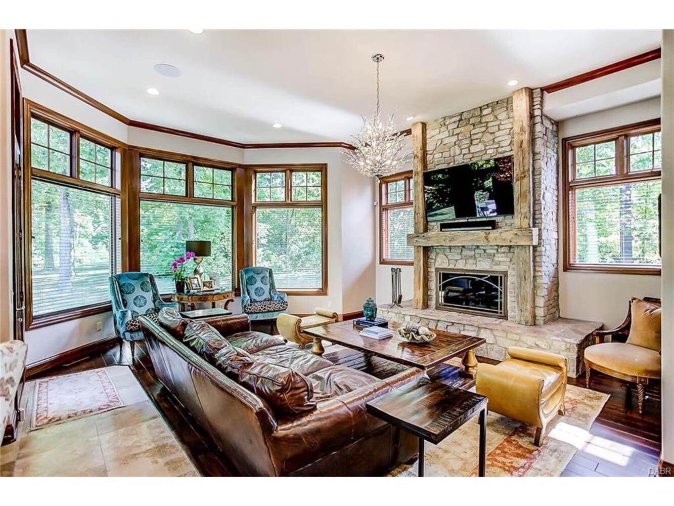 SPONSORED: Photos - Cozy fireplaces that are perfect for the holidays