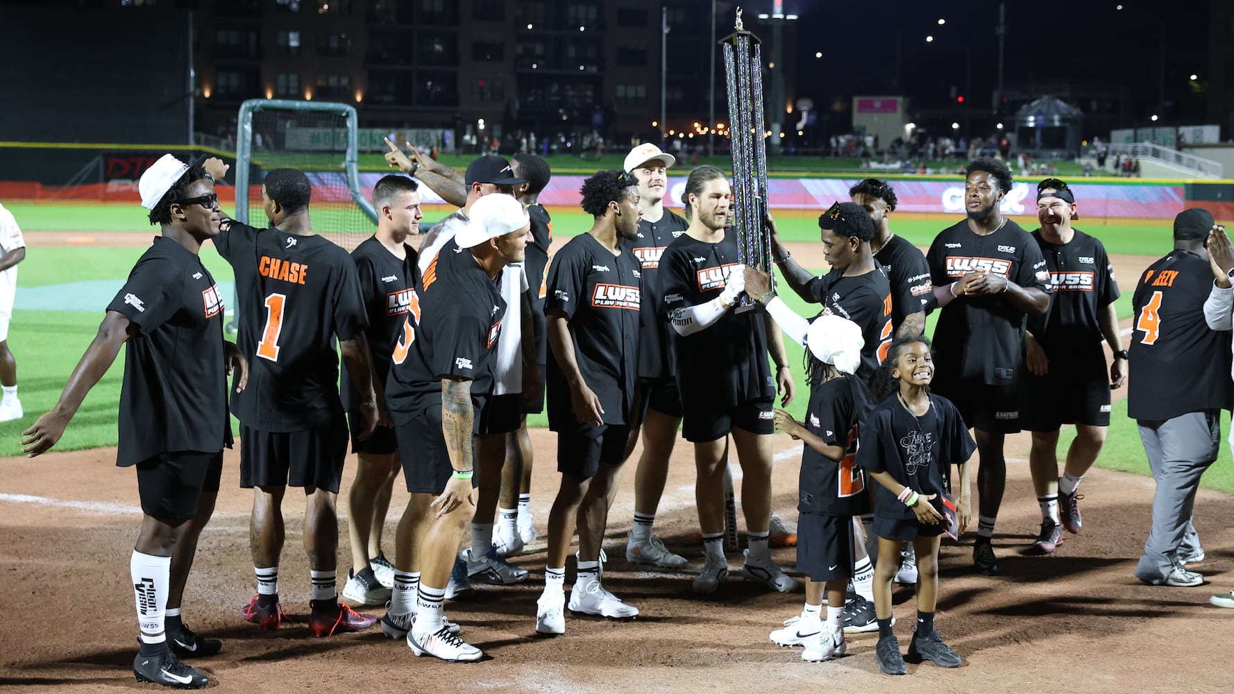 Logan Wilson Celebrity Softball Game 061125 DDN