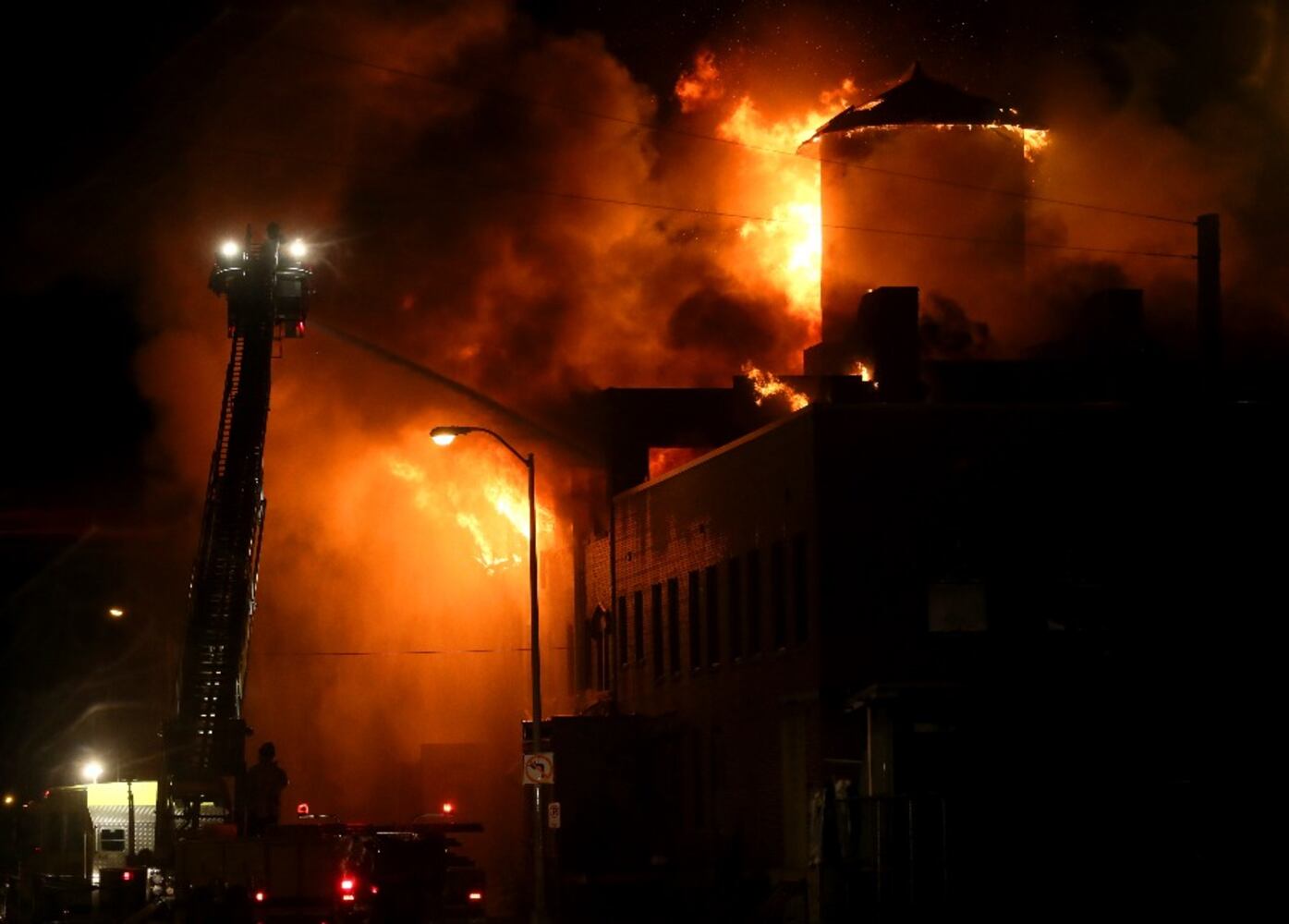 Fire at former Beckett paper mill