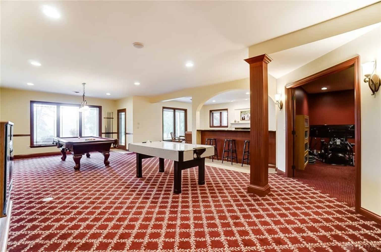 PHOTOS: Nearly $1M luxury Tipp City-area home listed