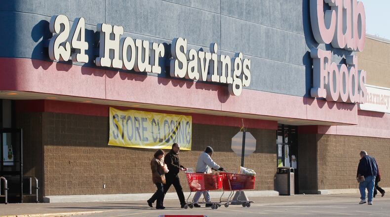 Shoppers leave the Cub Foods on Salem Avenue Thursday, January 3. The grocery chain announced it will be closing the location. CHRIS STEWART / STAFF