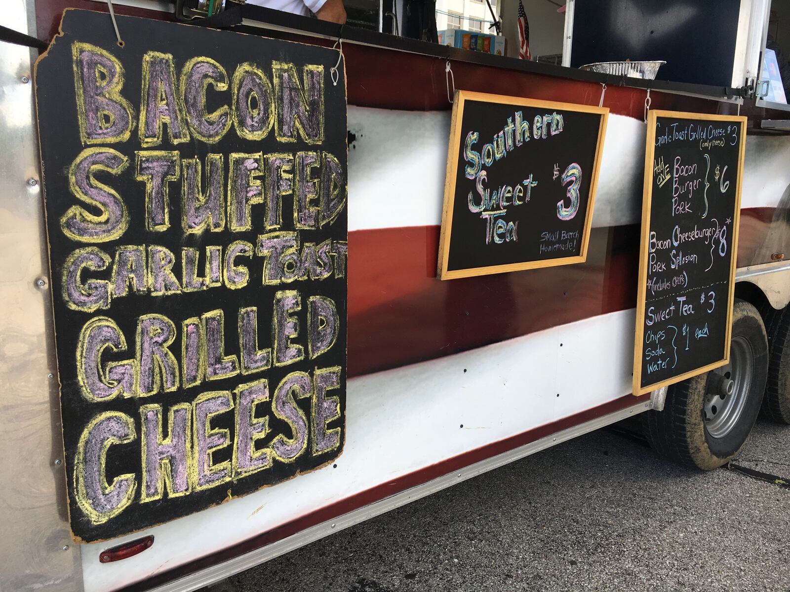 The 1776 Grill brings your garlic, cheese, and bacon dreams to life. (TABATHA WHARTON)