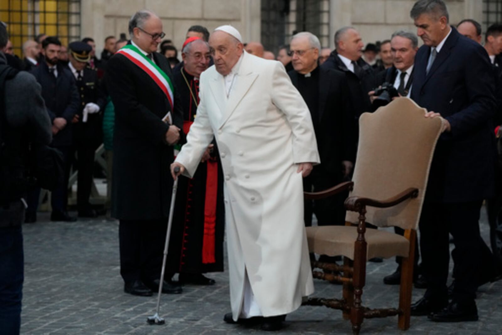 FILE - Pope Francis arrives for his annual Christmas visit to venerate a statue of the Virgin Mary near the Spanish Steps in Rome. Friday, Dec. 8, 2023. (AP Photo/Gregorio Borgia, File)