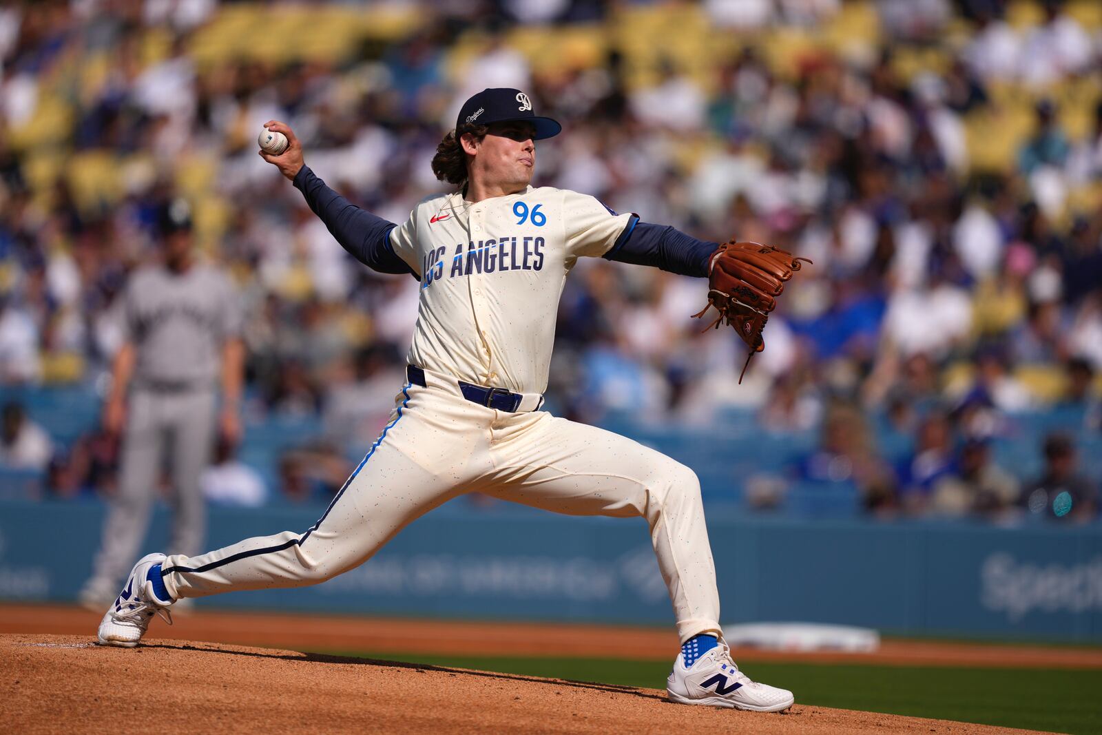 Los Angeles Dodgers starting pitcher Landon Knack throws to the plate during the first inning of a baseball game against the New York Yankees, Saturday, May 31, 2025, in Los Angeles. (AP Photo/Mark J. Terrill)