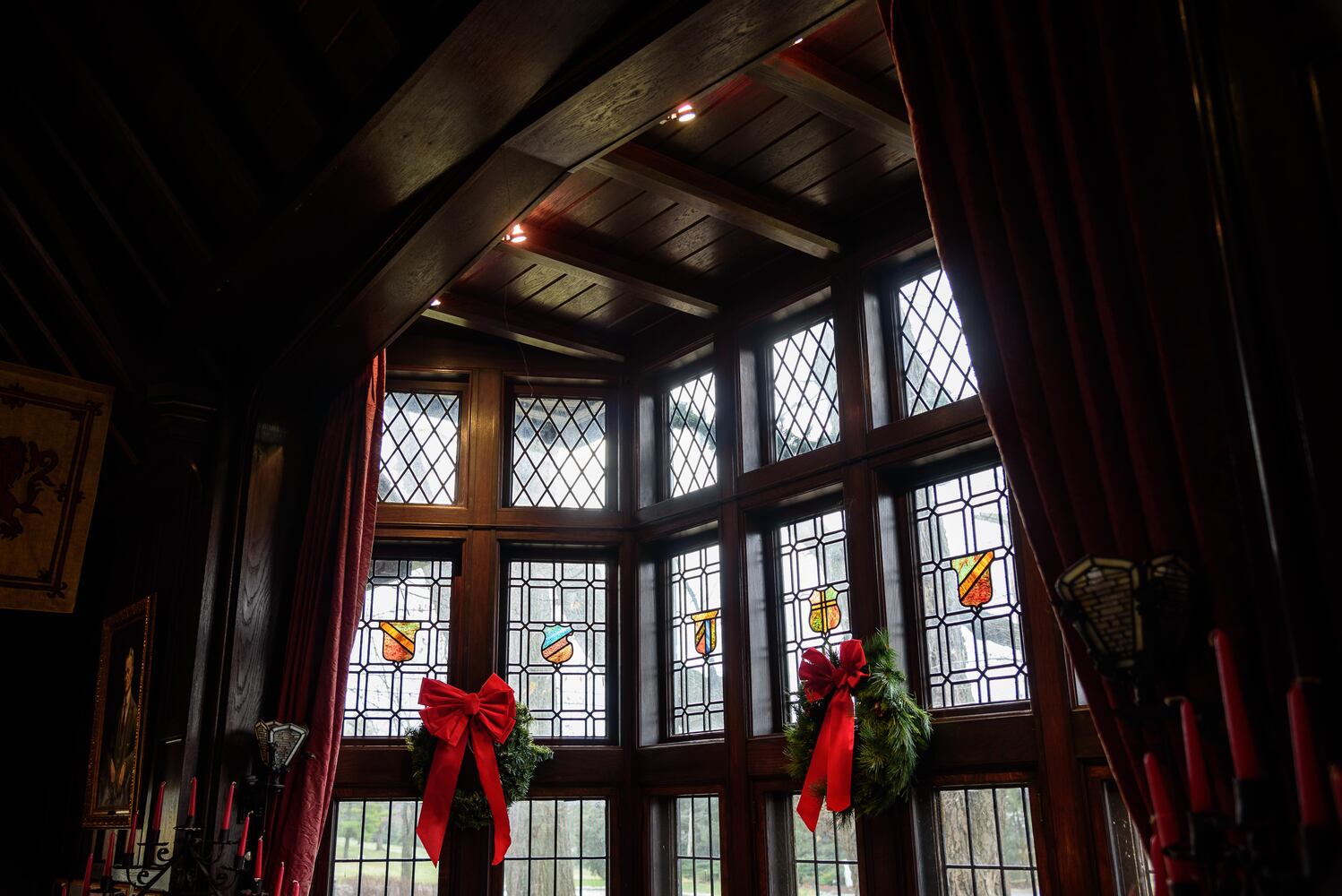 PHOTOS: Inside gorgeous Oakwood homes decorated for its very first  holiday home tour