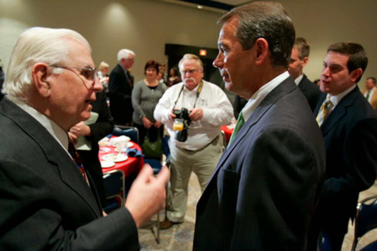 Boehner speaks at chamber meeting