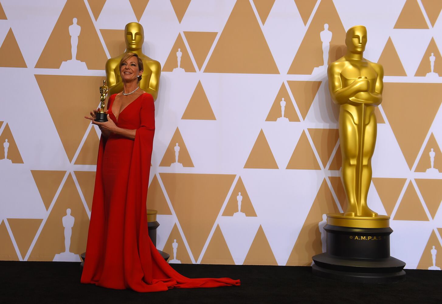 PHOTOS: Allison Janney’s Red Carpet night at the Oscars