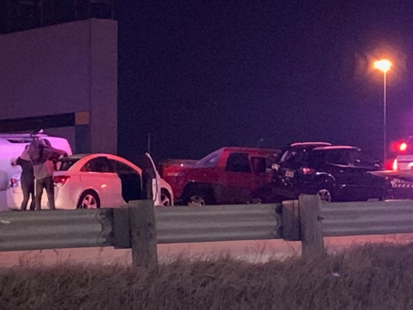 Multi-vehicle crash shuts down I-75 N at Stanley Ave. in Dayton