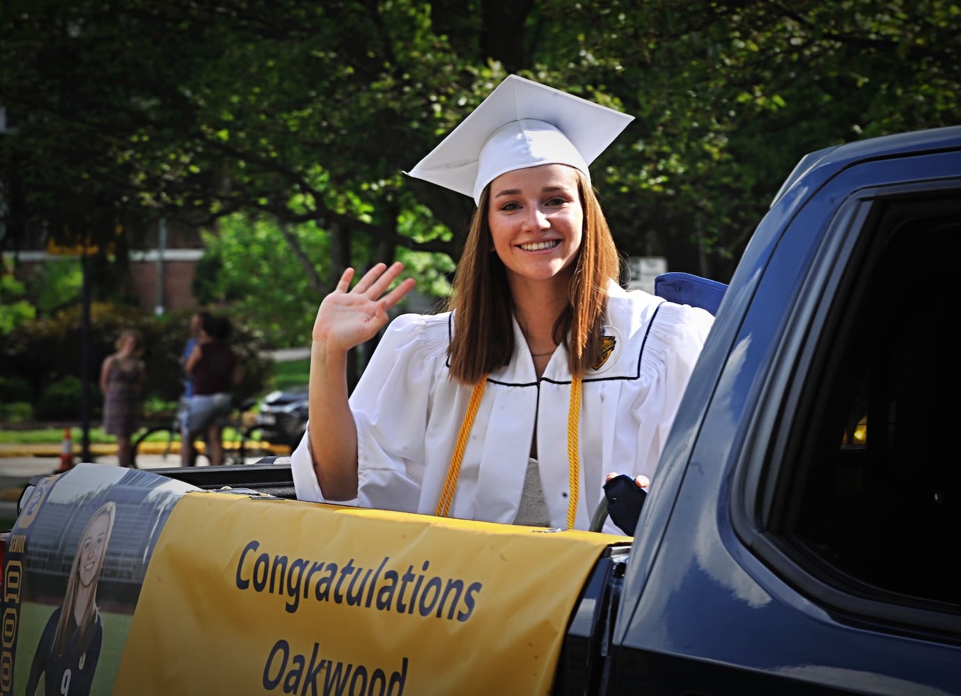 Oakwood community celebrates seniors during parade