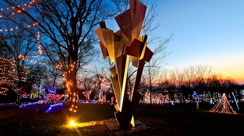 Pyramid Hillâs Holiday Lights on the Hill in Hamilton.