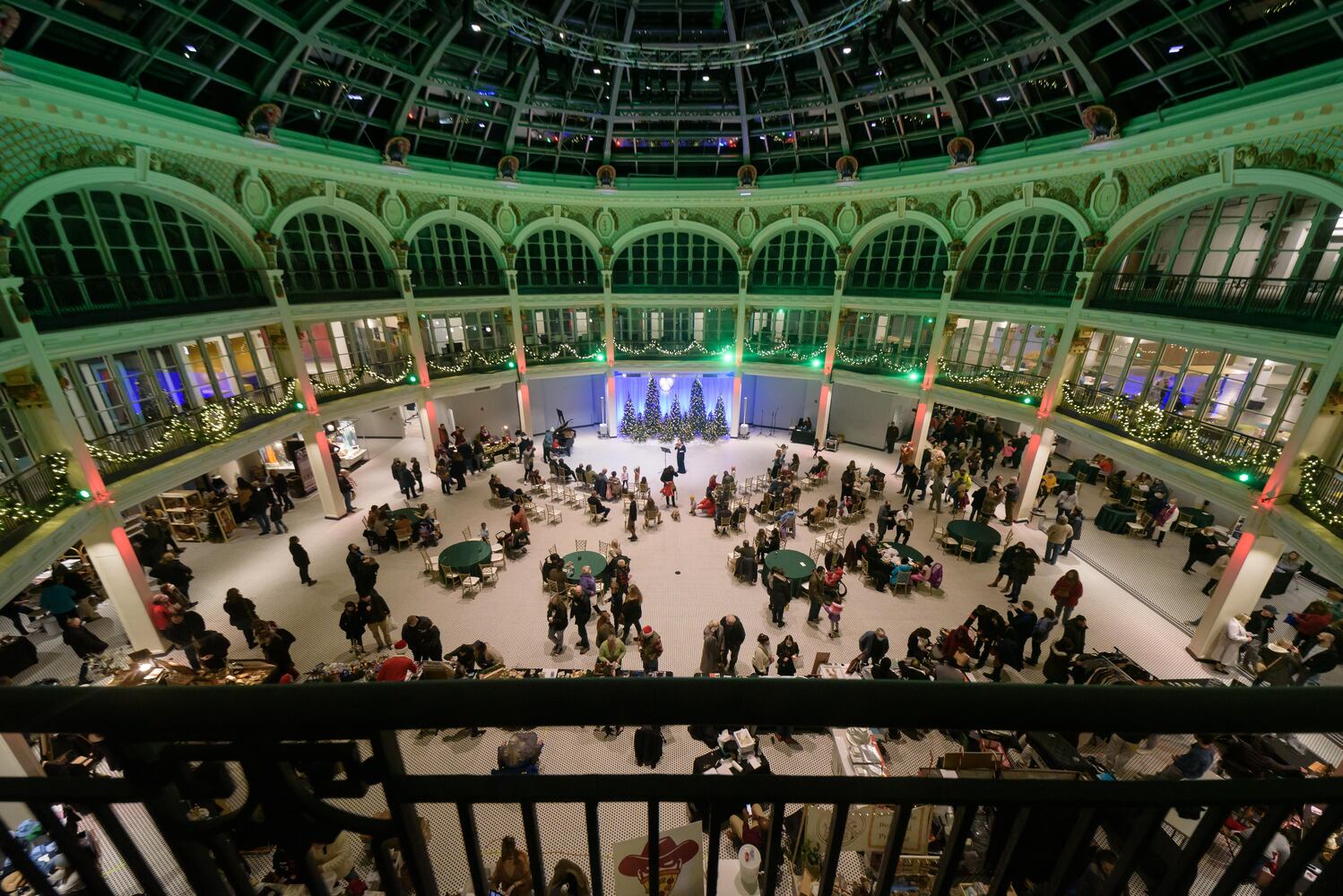 PHOTOS: Holly Days returns to the Dayton Arcade for the first time in 28 years