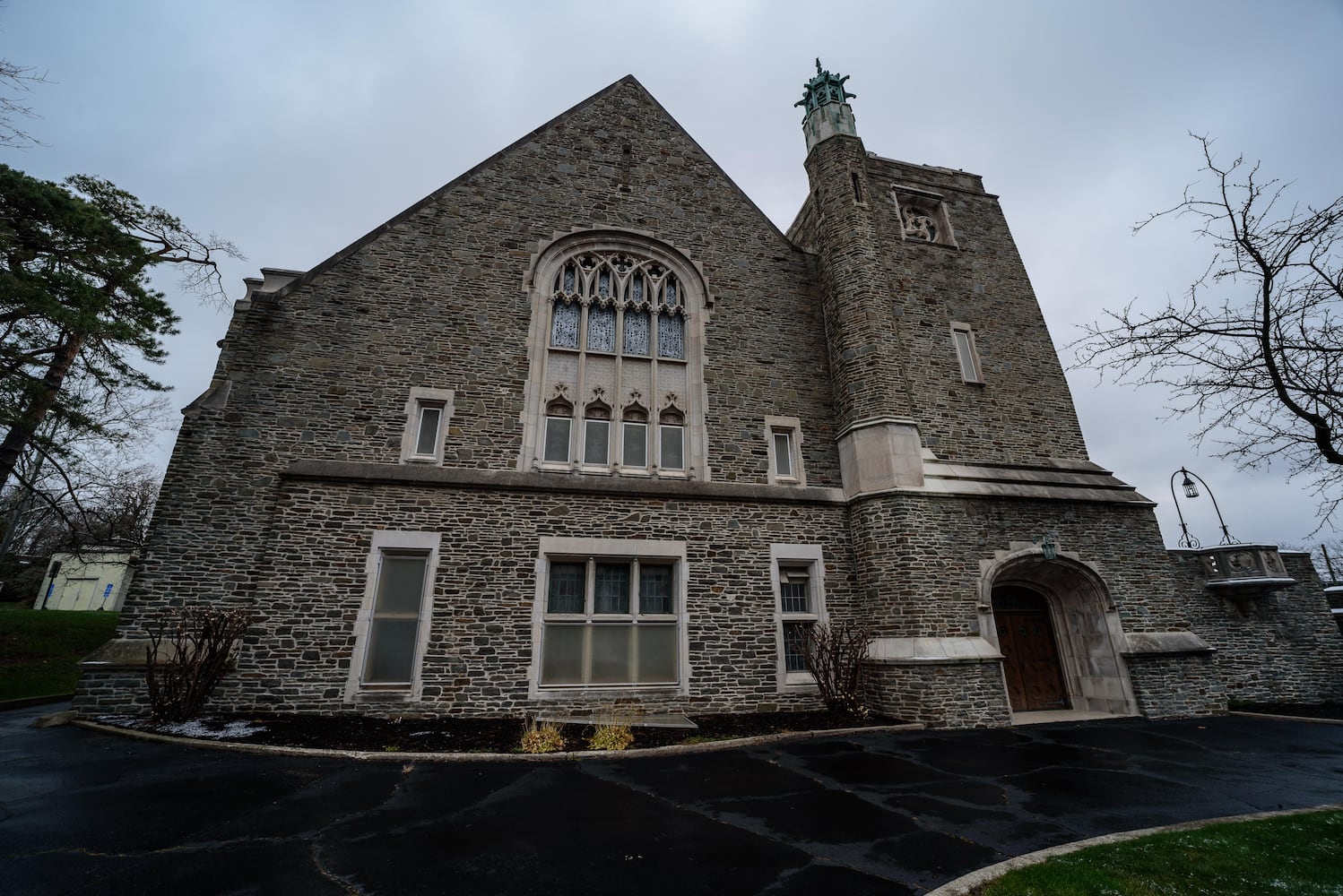 PHOTOS: See the stunning Grace United Methodist Church decked out for the holidays