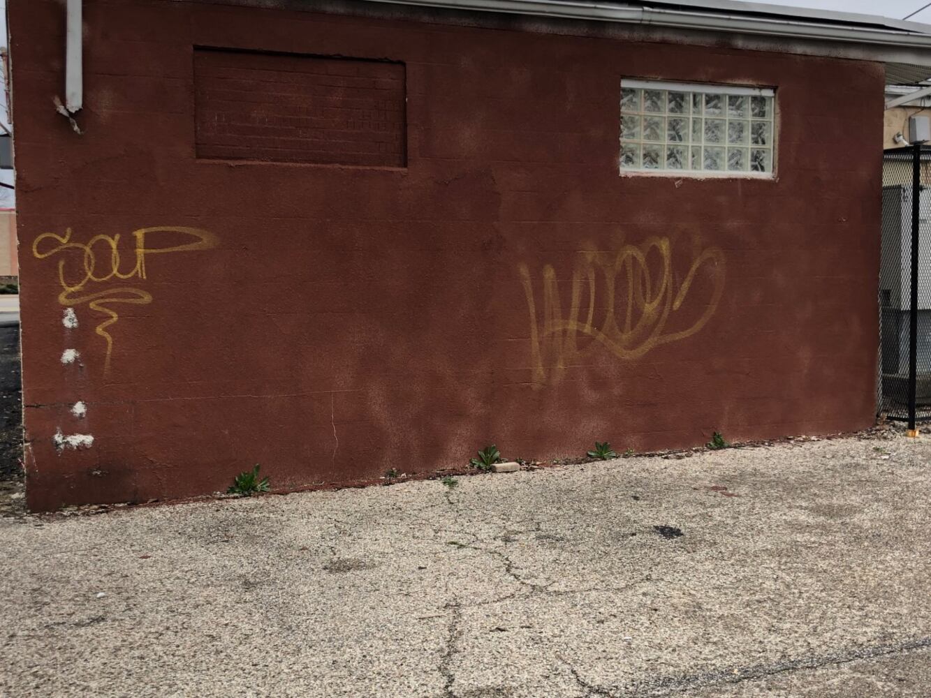 Moraine business vandalized