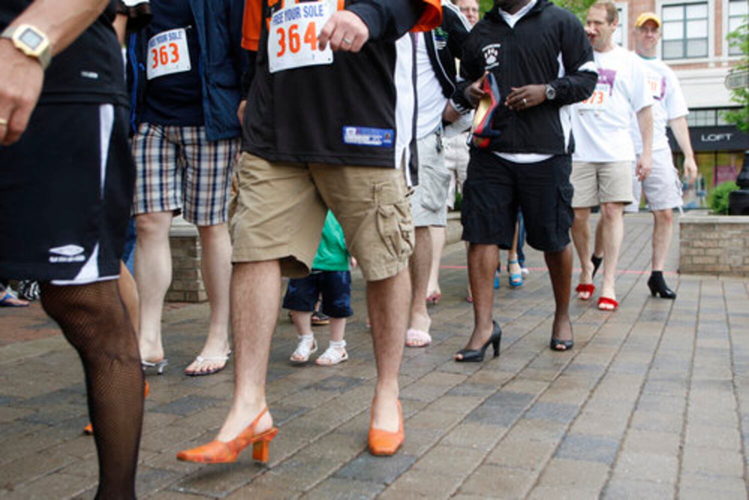 Hunks in Heels race at The Greene