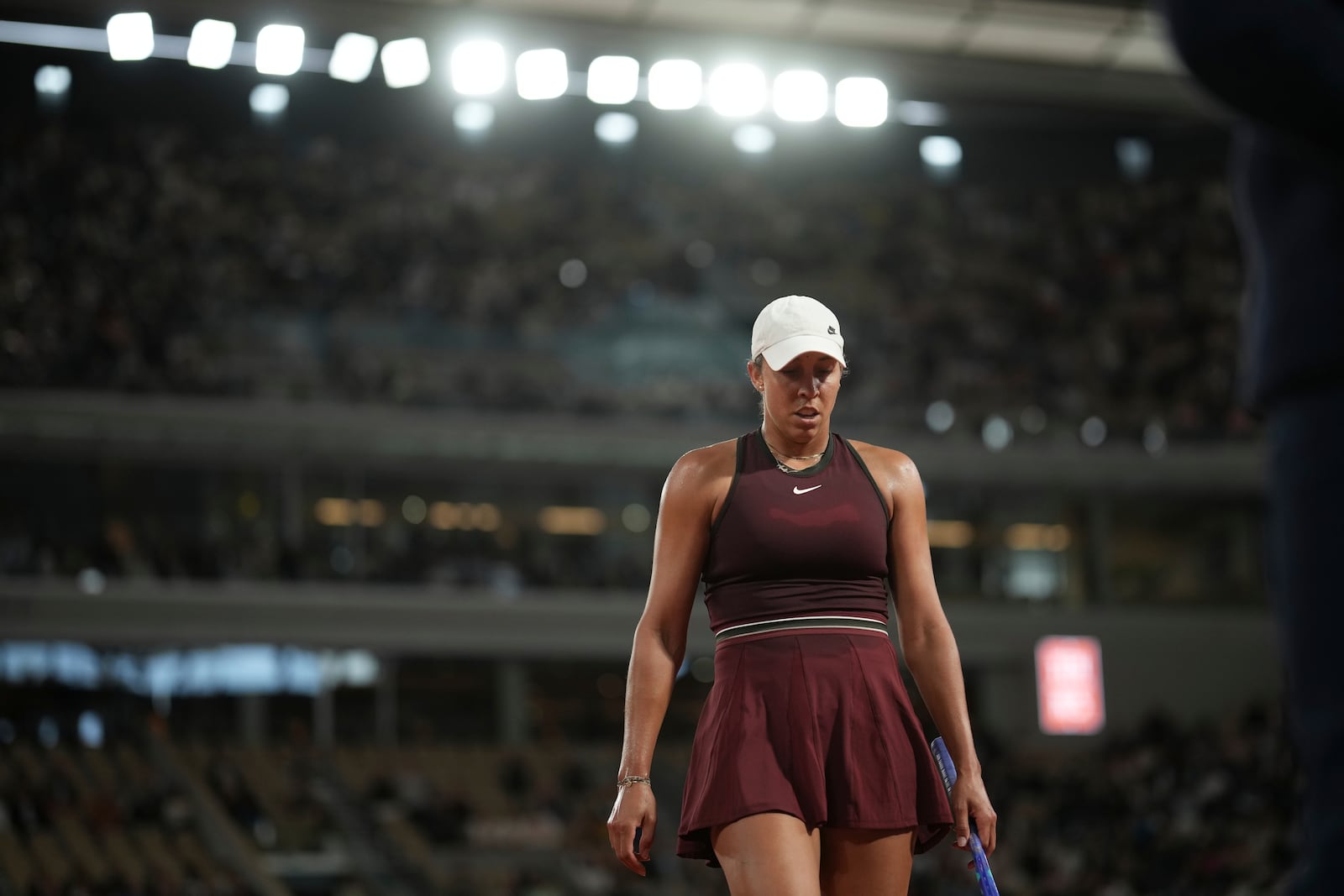 Madison Keys of the U.S. walks during the quarterfinal match of the French Tennis Open against Coco Gauff of the U.S. at the Roland-Garros stadium in Paris, Wednesday, June 4, 2025. (AP Photo/Christophe Ena)