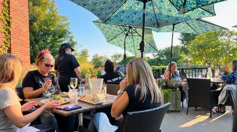 elé Cake Co Bistro & Wine Bar patio. PHOTO BY ALEXIS LARSEN