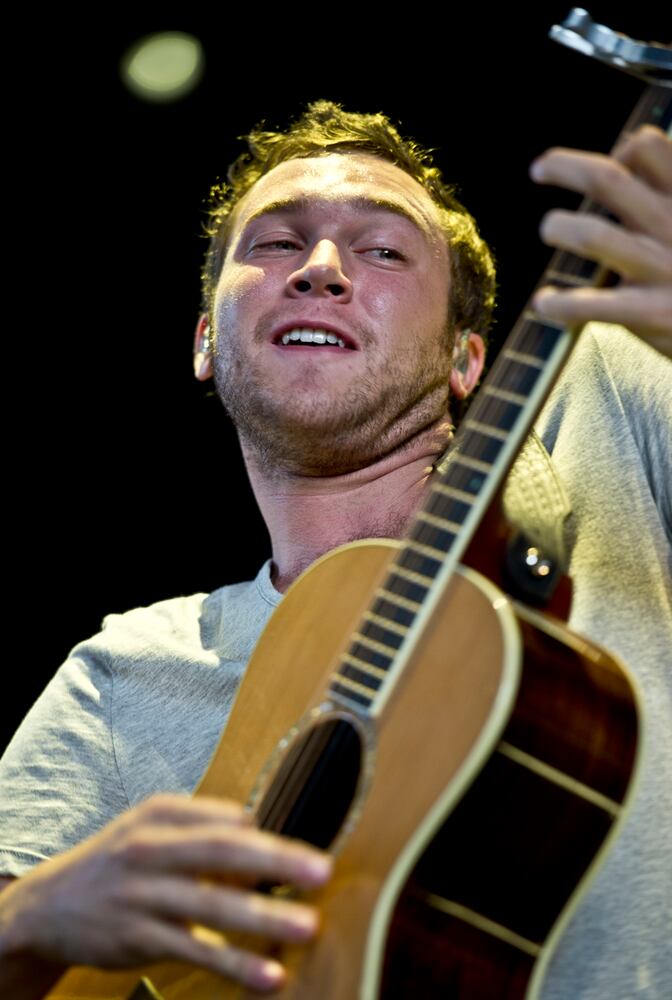 John Mayer, Phillip Phillips thrill Riverbend crowd