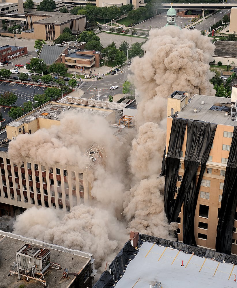 Schwind building implosion completed downtown