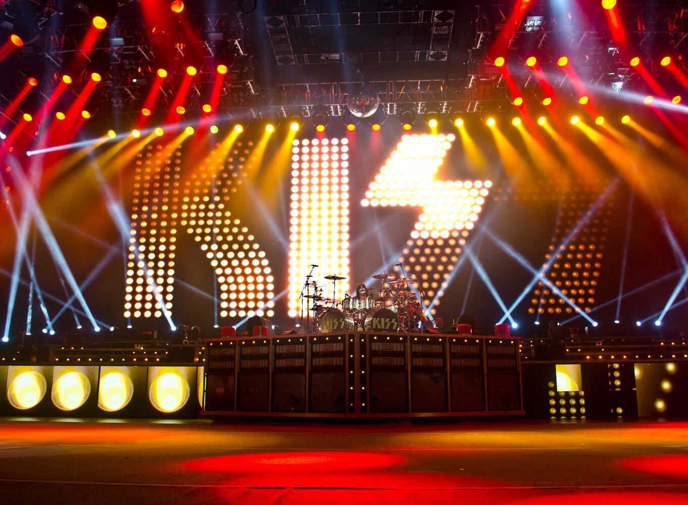 KISS rocks Riverbend Music Center