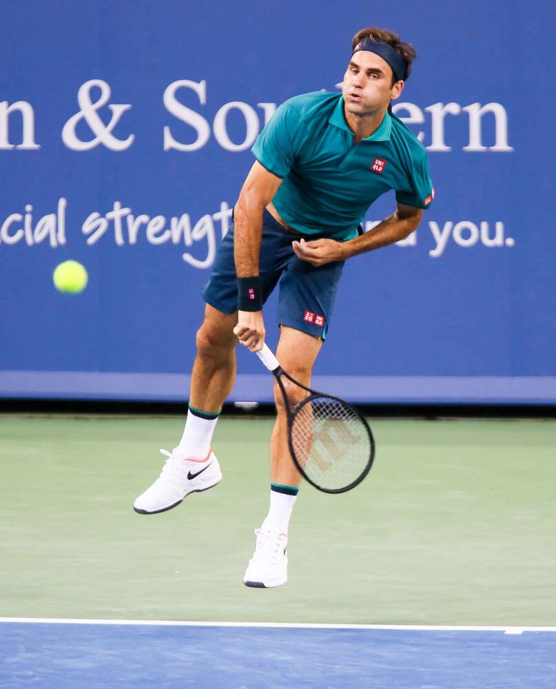 PHOTOS Roger Federer continues winning ways in Cincy