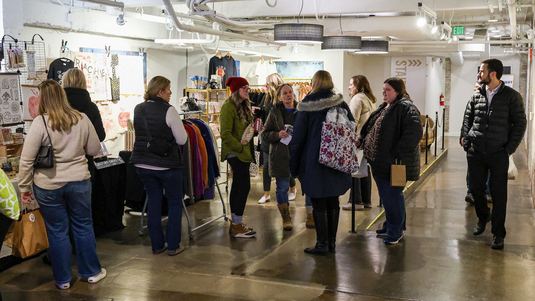 DDN 121125 Holly Days Dayton Arcade