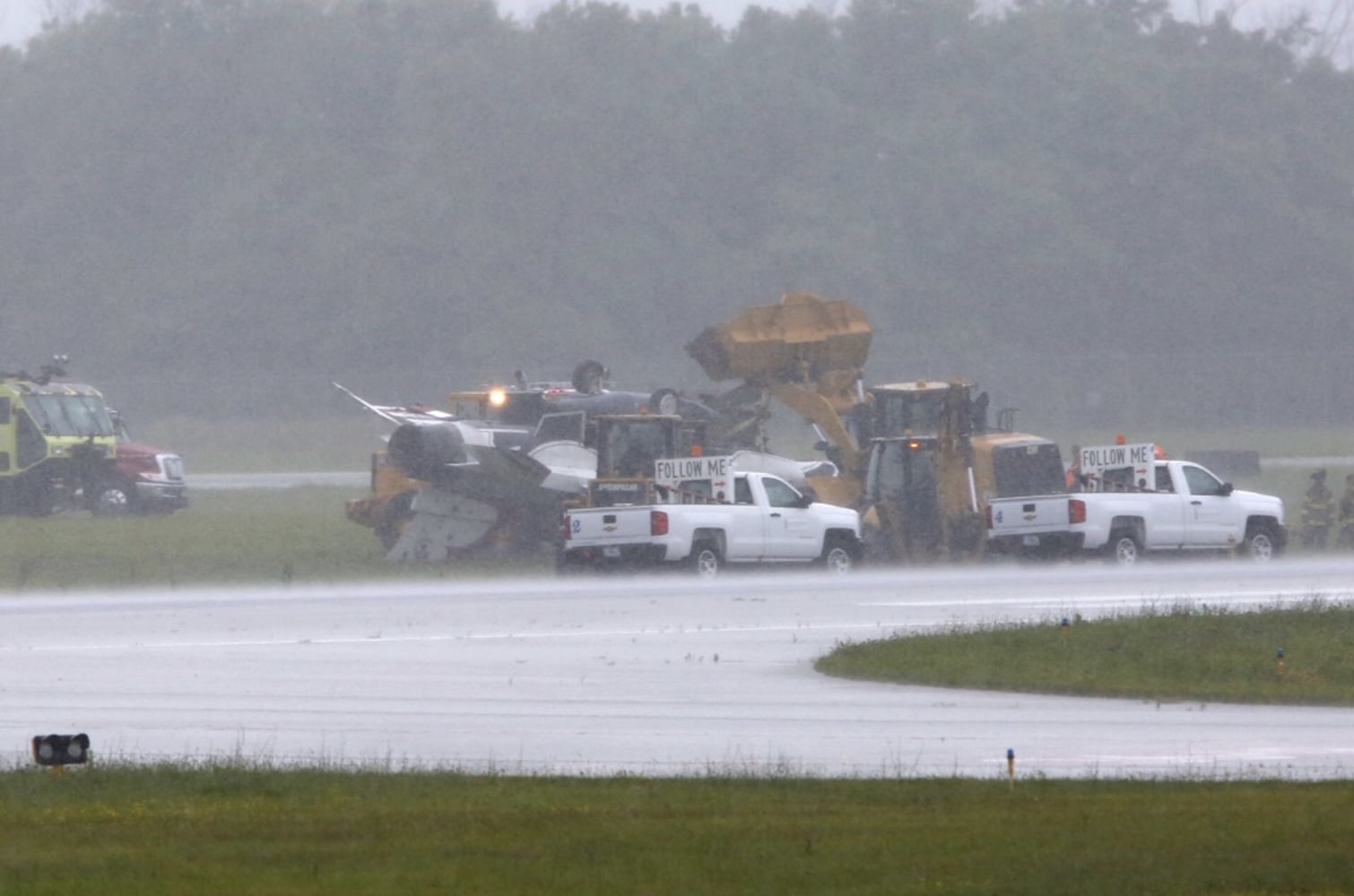 PHOTOS: Thunderbird flips on its top at Dayton Air Show