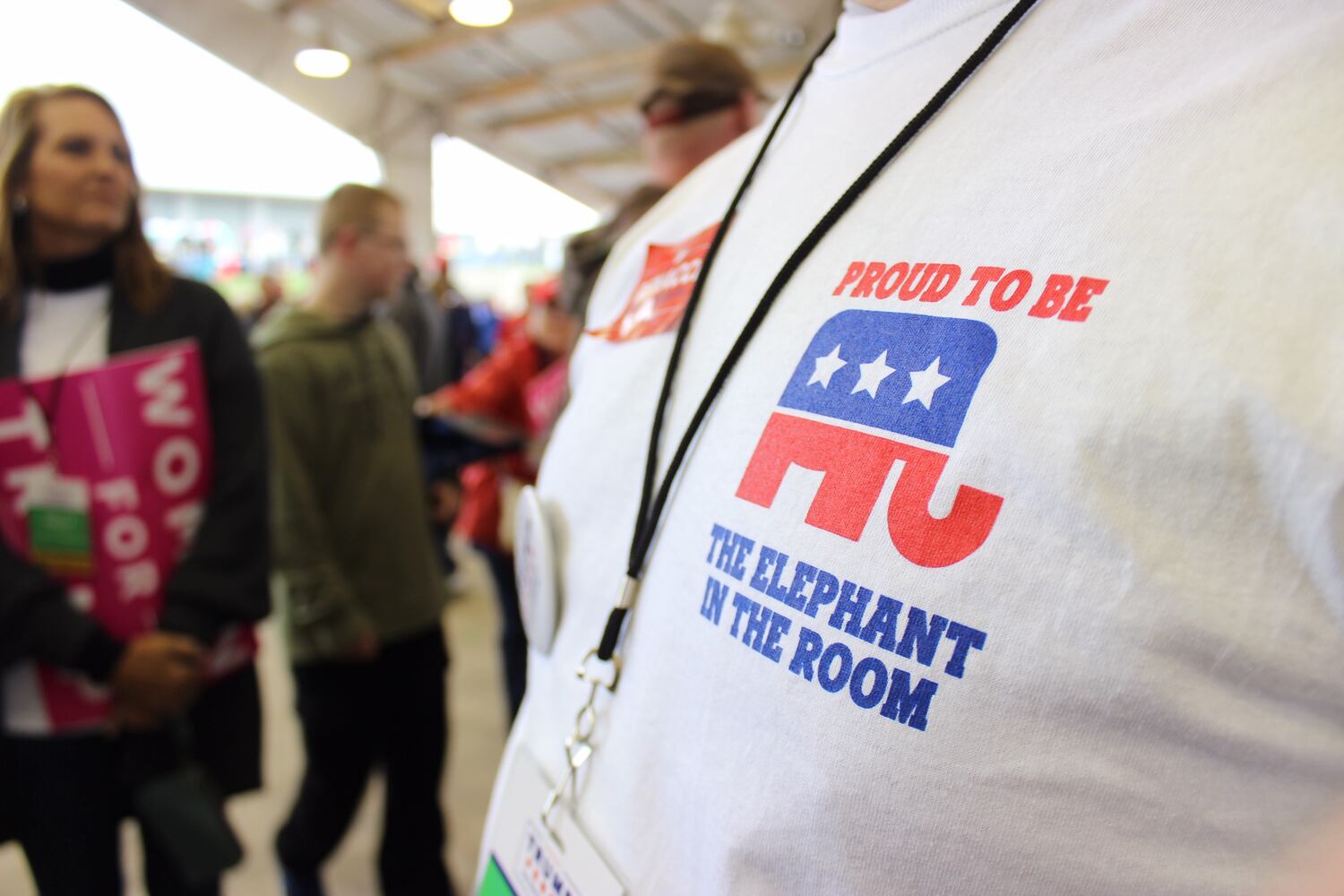 Crowds grow as Warren County Trump rally nears