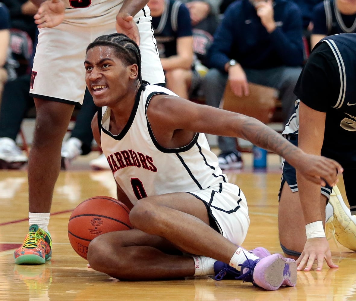 Fairmont Wayne basketball