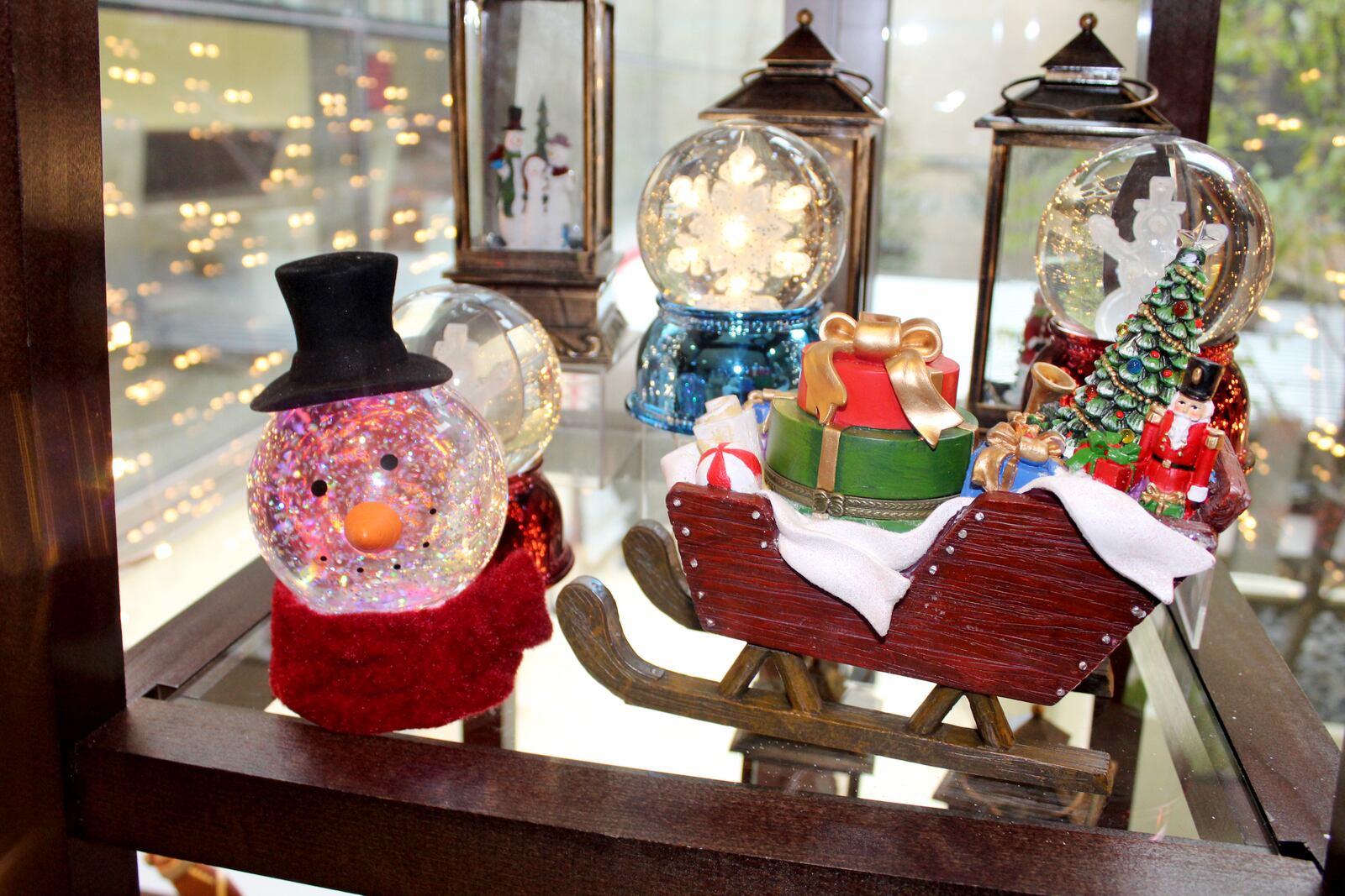 Miami Valley Hospital's Christmas in the Valley has returned after more than a decade. The gift shop is open to the public and hospital workers.