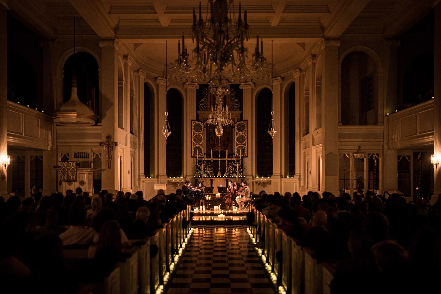 Stunning concert illuminated by candles is planned for Ohio