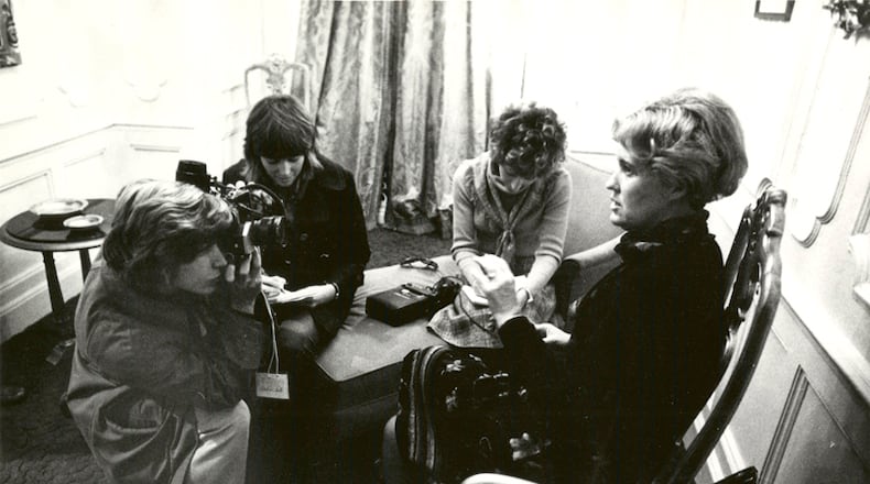 Erma Bombeck being interviewed by a magazine. DAYTON DAILY NEWS ARCHIVE
