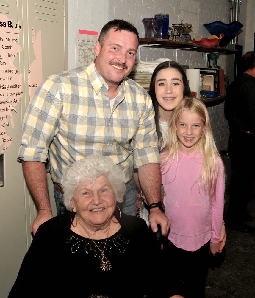 Did we spot you at K12 Gallery and TEJAS's "Art Off 2022"?