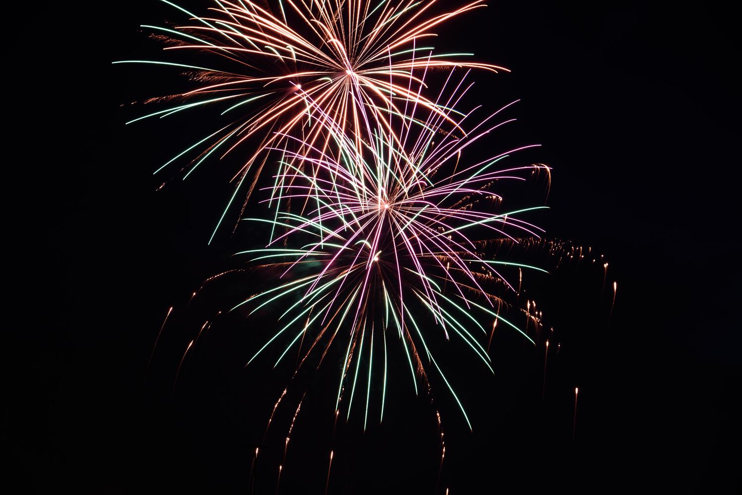 PHOTOS: Gorgeous fireworks light up the sky in Beavercreek