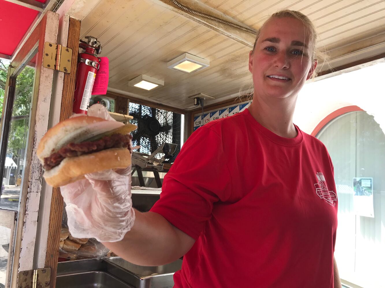 PHOTOS: Step-by-step, what makes the Hamburger Wagon patty SO addicting