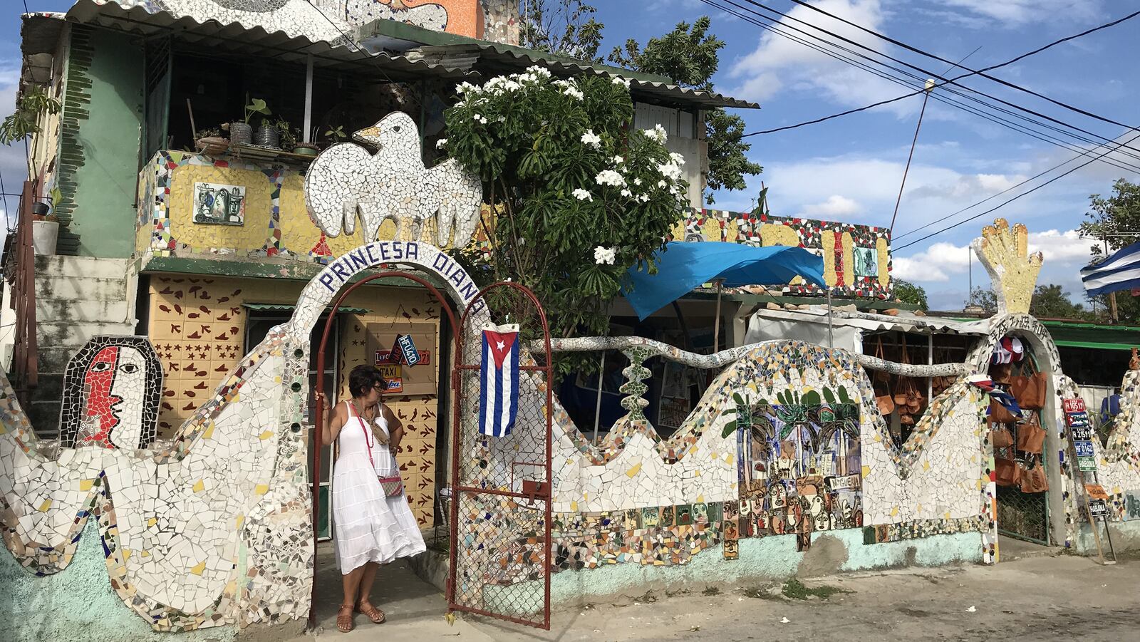The home across the street from artist Jose Fuster's studio also is decked out in vibrant tiles. (Lori Rackl/Chicago Tribune/TNS)