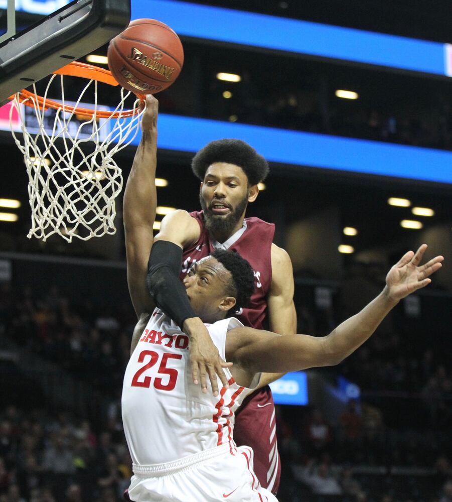 A-10 tourney: Dayton Flyers vs. St. Joseph's