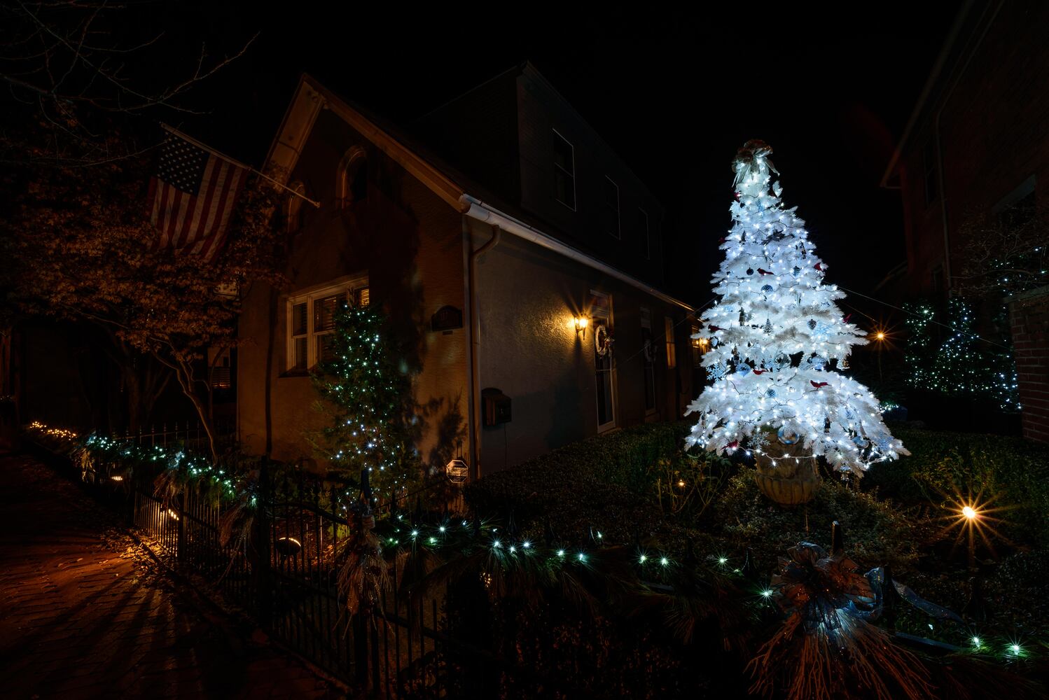 PHOTOS: Take a look at Columbus’ historic German Village all decked out for the holidays
