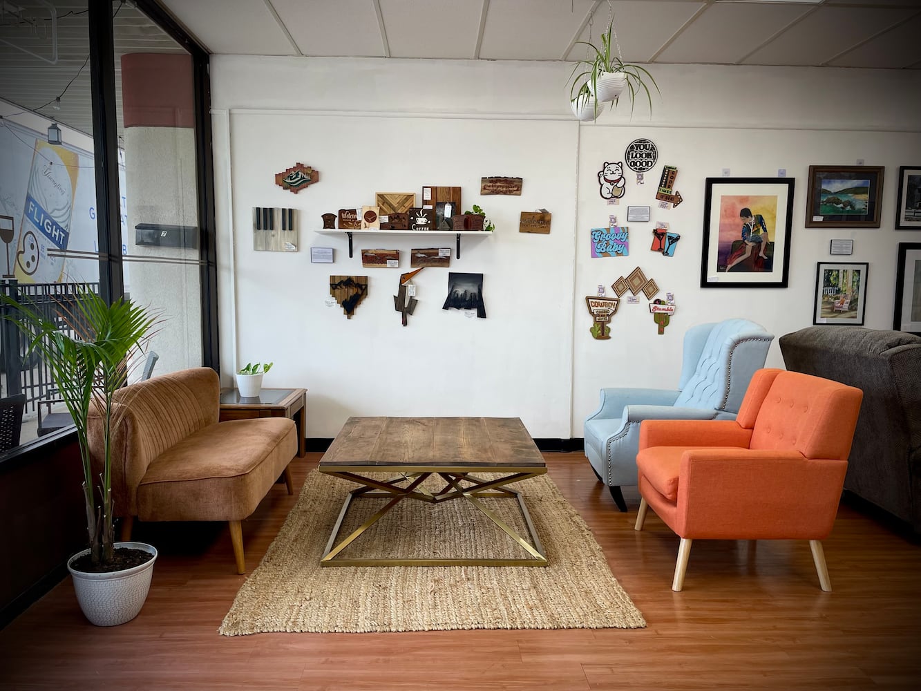 Home Sweet Home - Wine Bar & Gallery