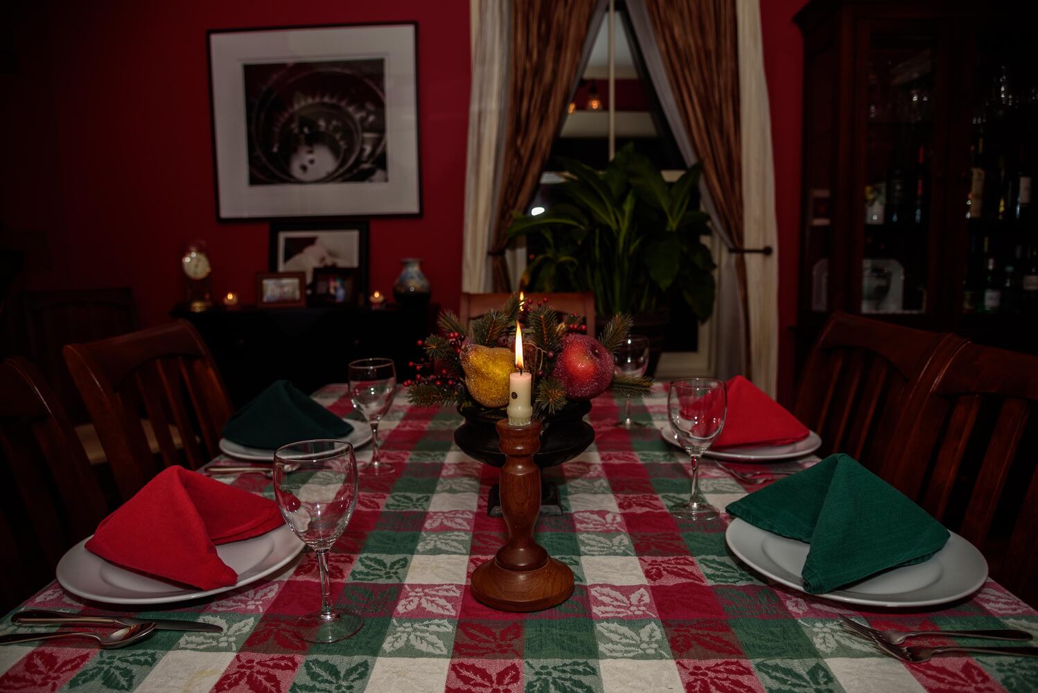 McPherson Town Holiday Home Tour