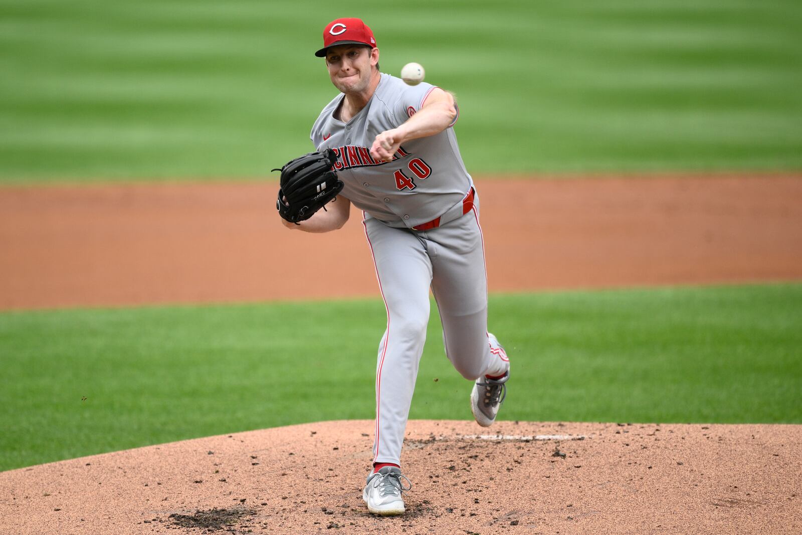 Cincinnati Reds starting pitcher Nick Lodolo throws during the second inning of a baseball game against the Washington Nationals, Wednesday, July 23, 2025, in Washington. (AP Photo/Nick Wass)